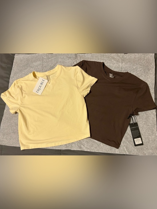 Kimberly C Tops - Kimberly & Co Women's Short Sleeve Crop Top - Pale Yellow and Espresso